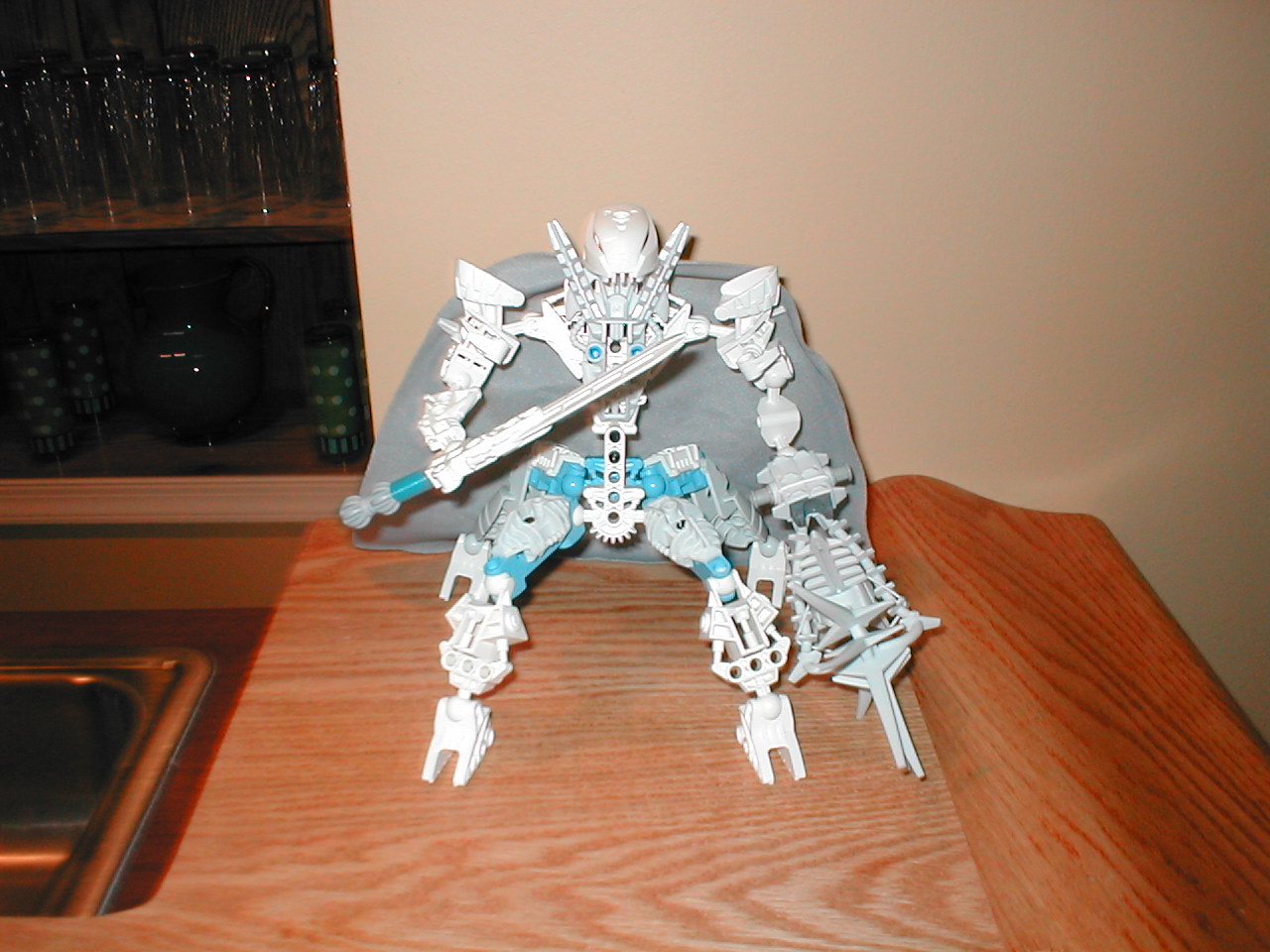 bionicle_pics_1_001.jpg