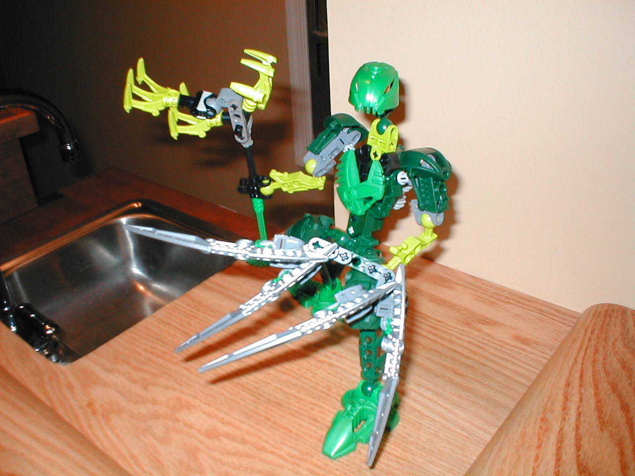 bionicle_pics_1_037.jpg