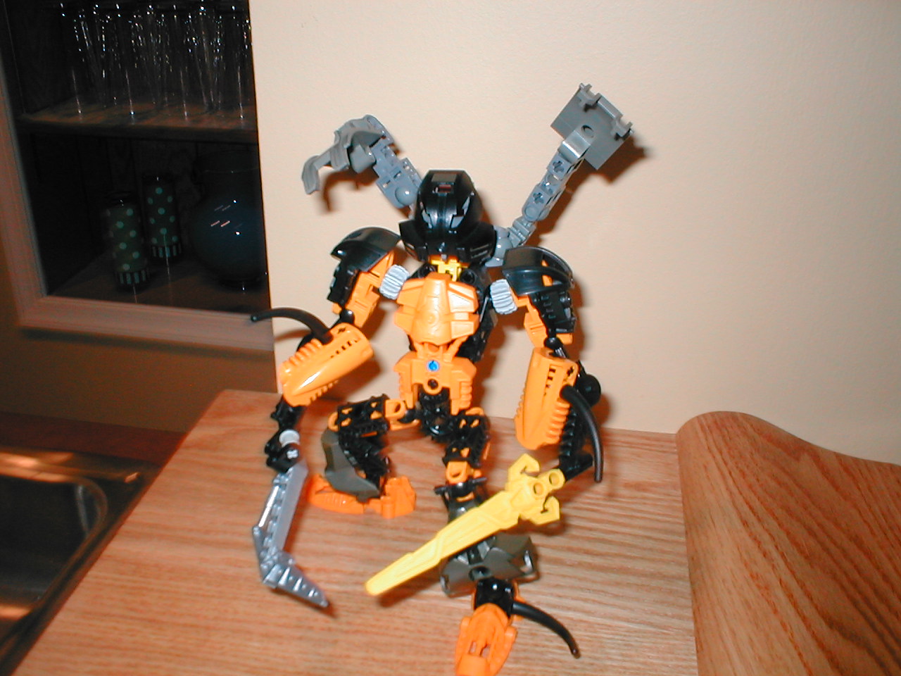 bionicle_pics_1_024.jpg