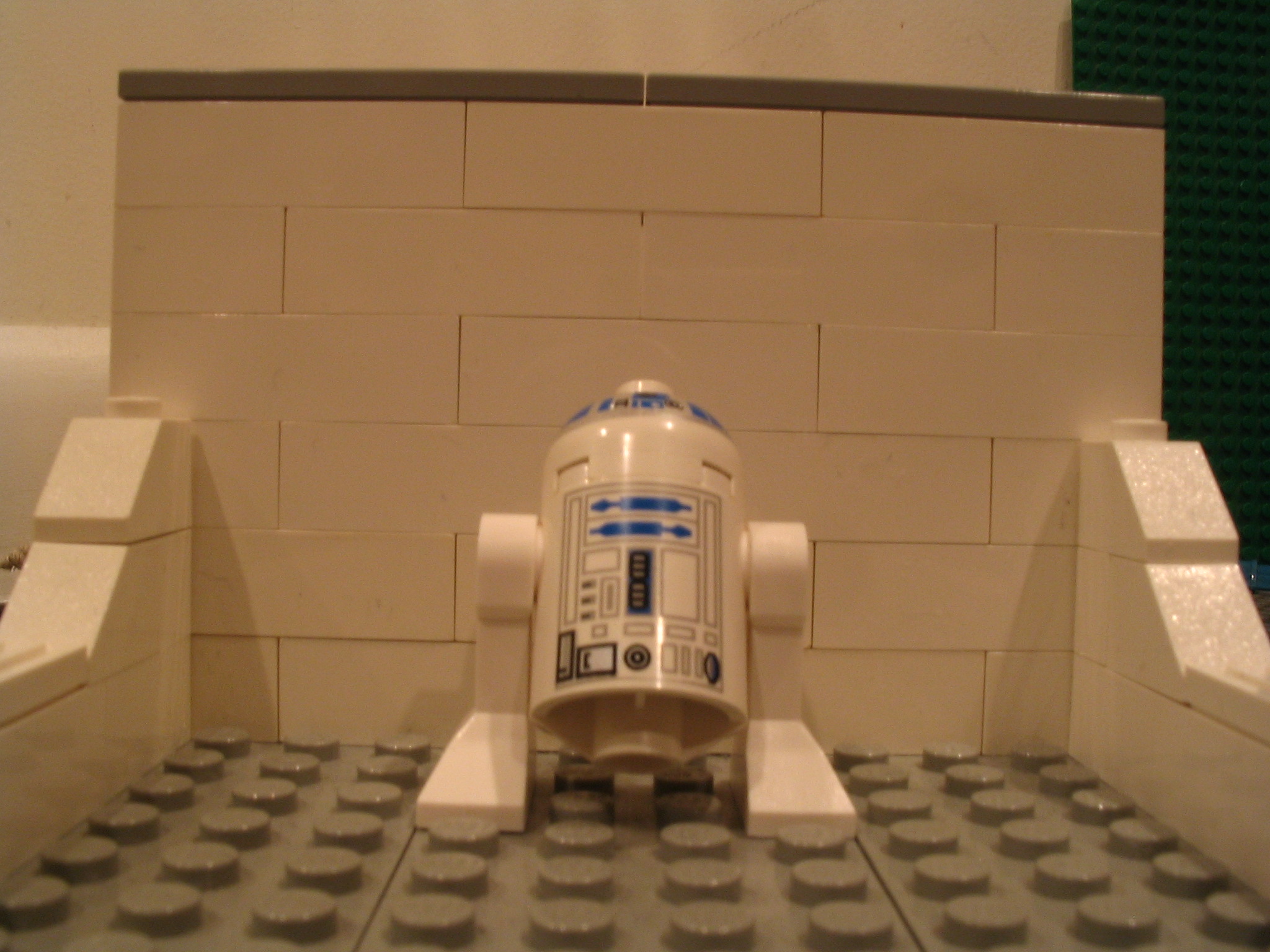 r2-d2.jpg