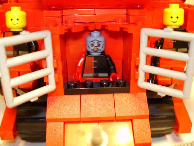 b_zombie_cage.jpg