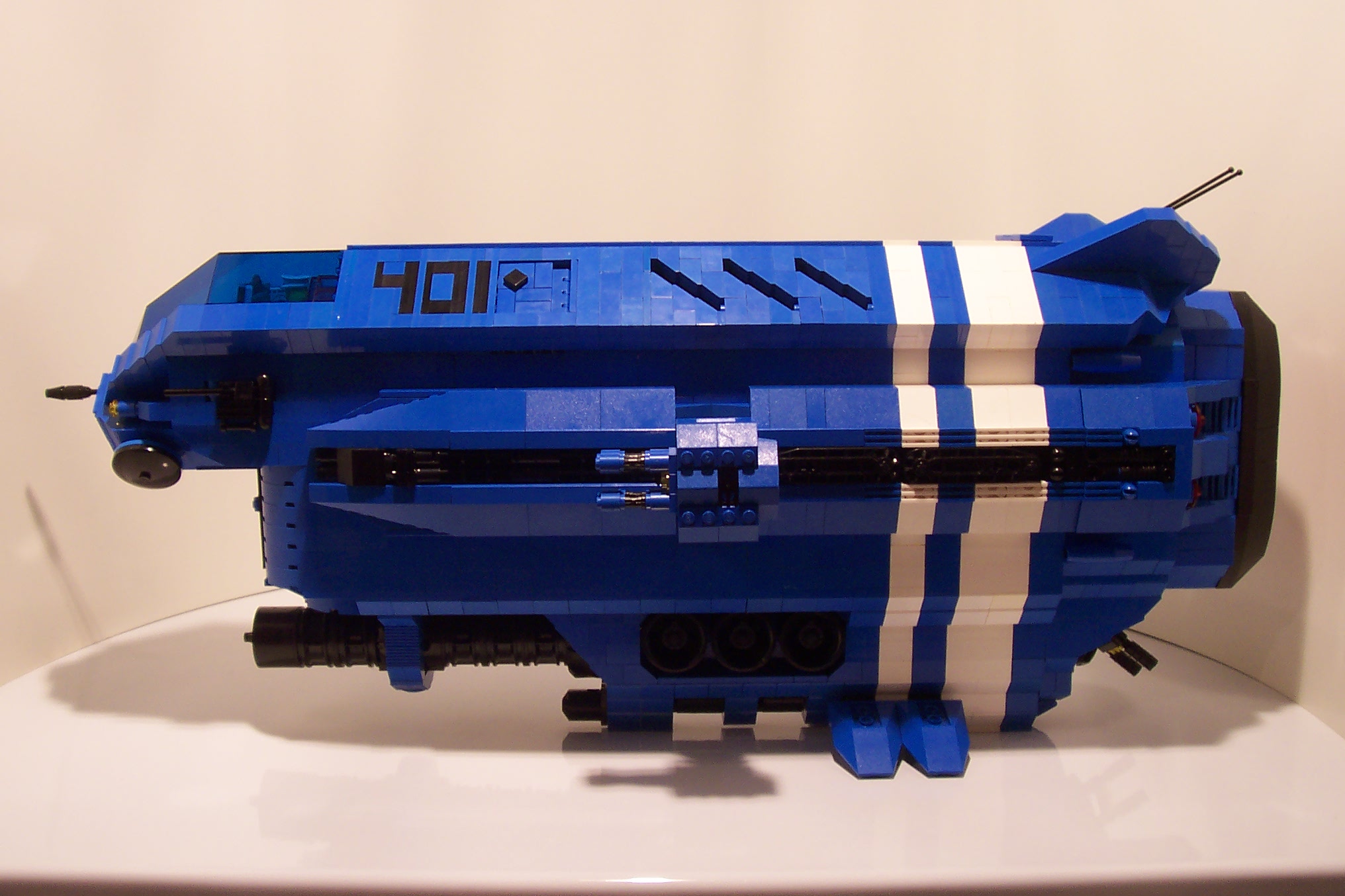 blue_ship_003.jpg