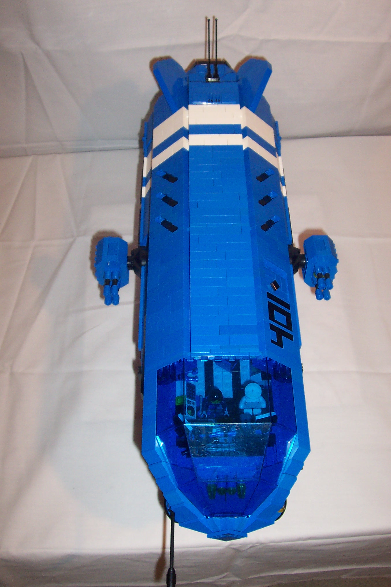 blue_ship_032.jpg