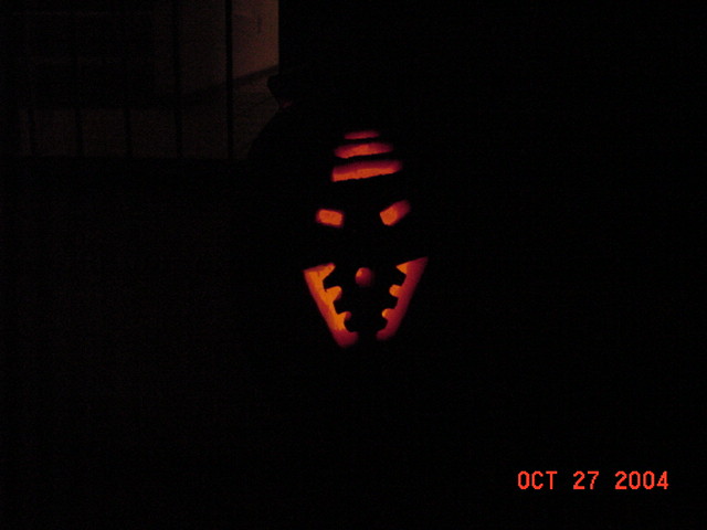 bionicle_pumpkin_dark.jpg