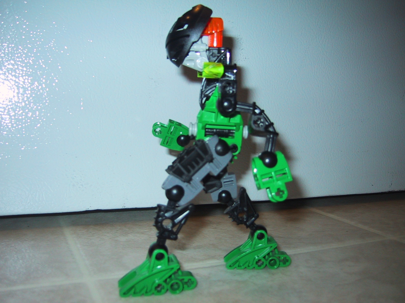 matoran_side.jpg