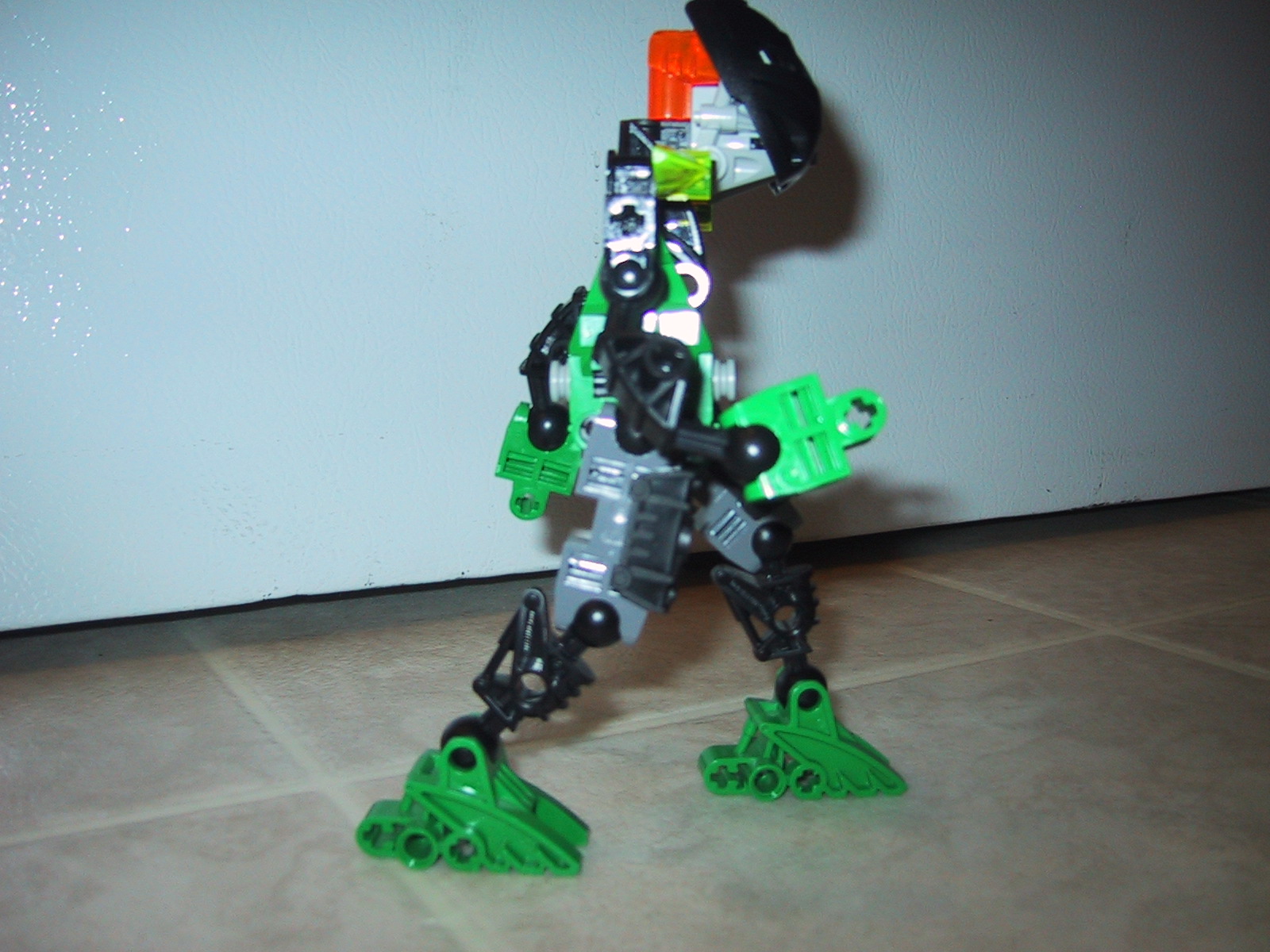 matoran_side2.jpg