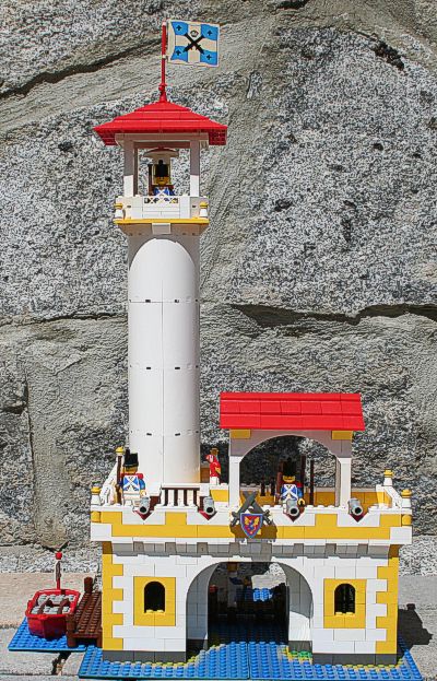 lighthouse1.jpg