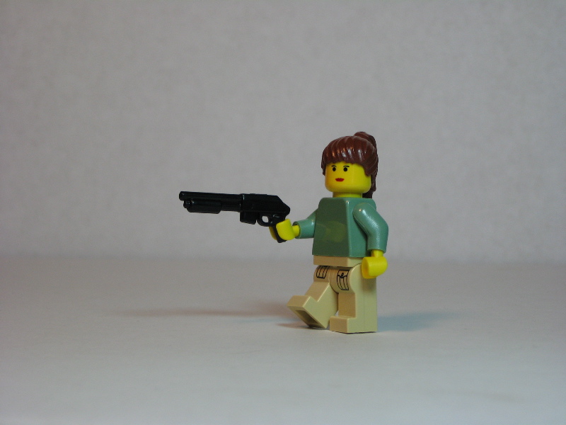 998_lara_croft_m47.jpg