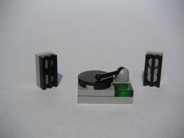 01-turntable.jpg