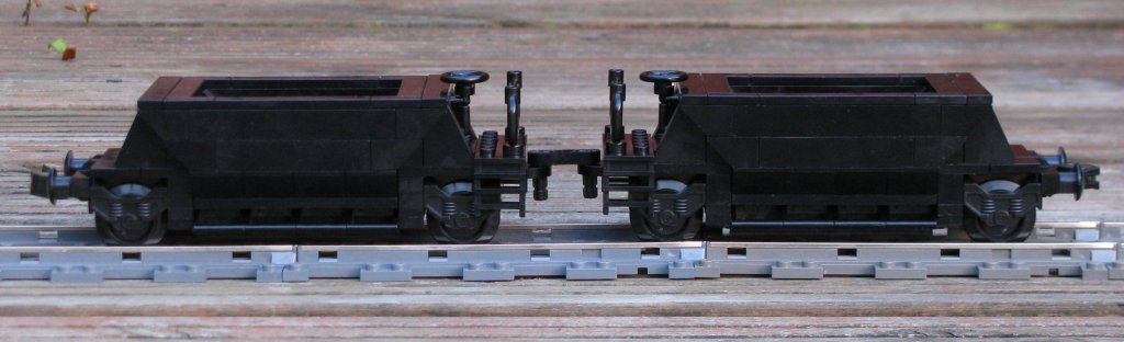 2hoppers_side.jpg