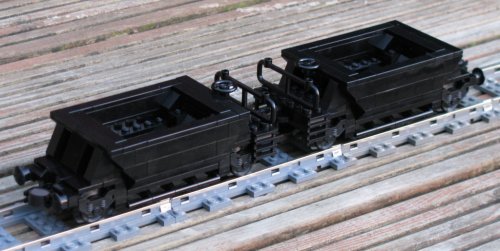 2hoppers_small.jpg
