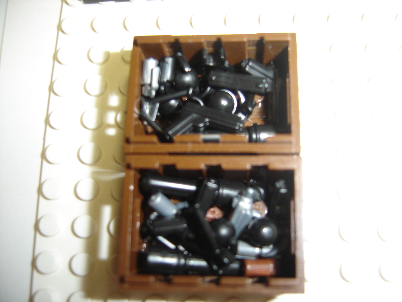 small-weapons-crate.jpg