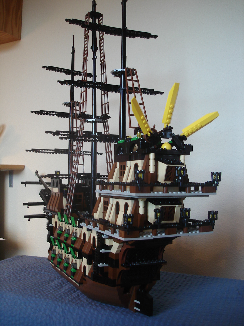 bn-ship.jpg