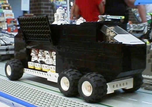 spacetruck.jpg