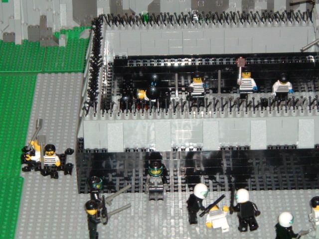 gat0104prison.jpg