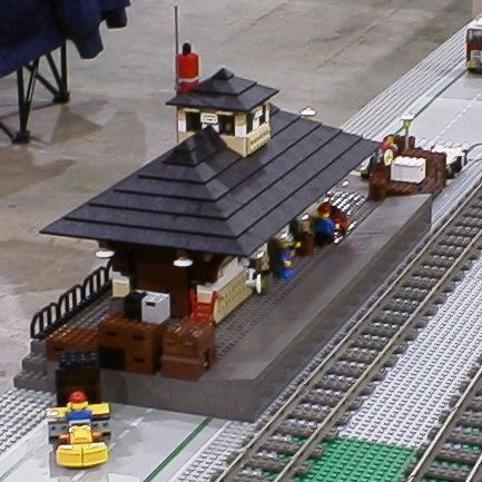 gat0105freightstation.jpg