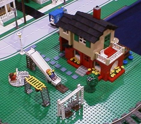gat0105houses05.jpg