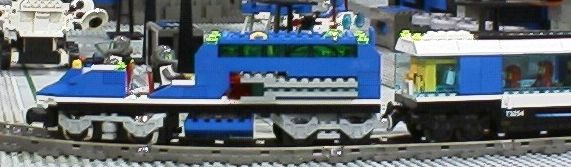 gat0105spacetrain01.jpg