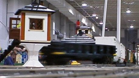 gat0105train01.jpg