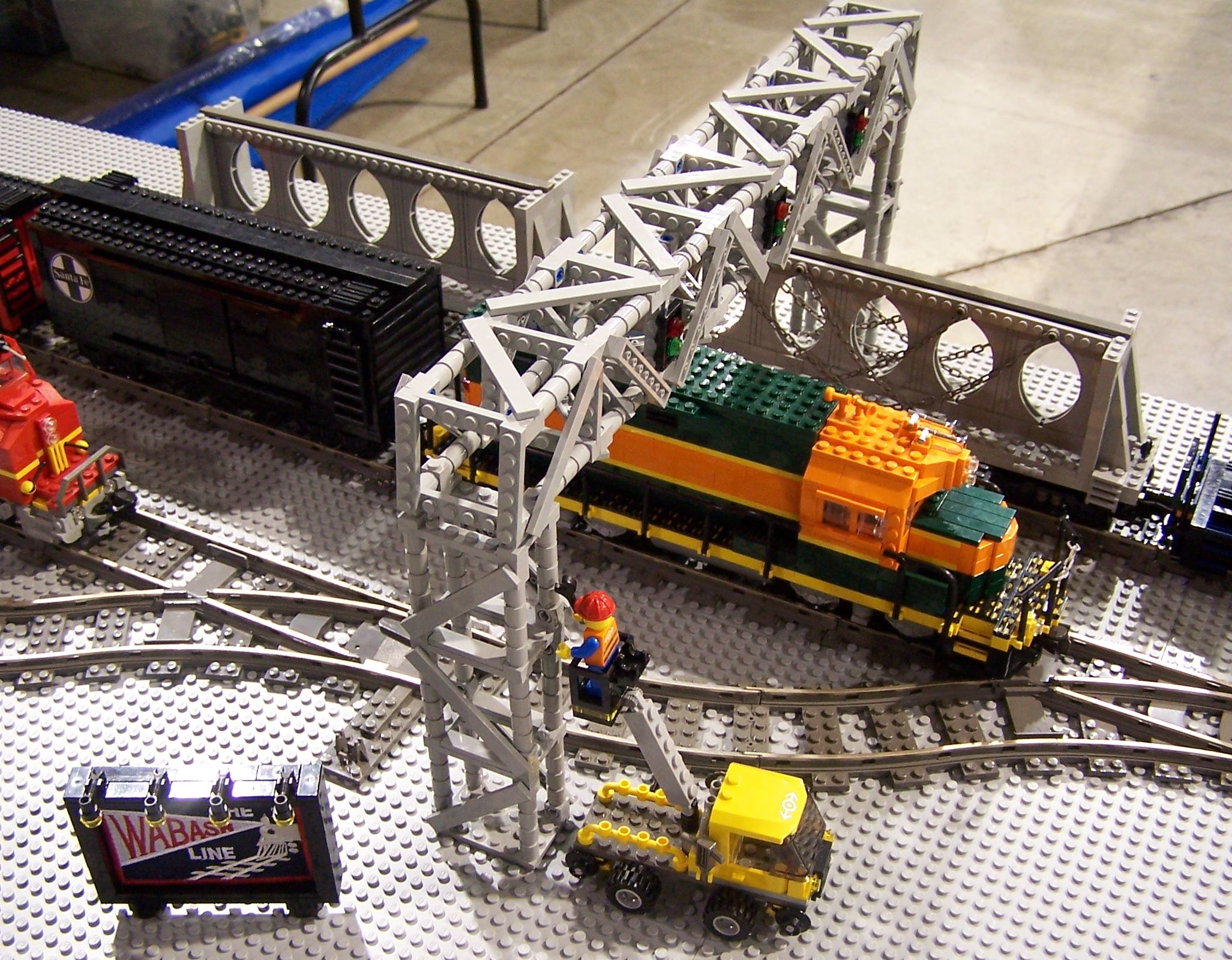 train2.jpg