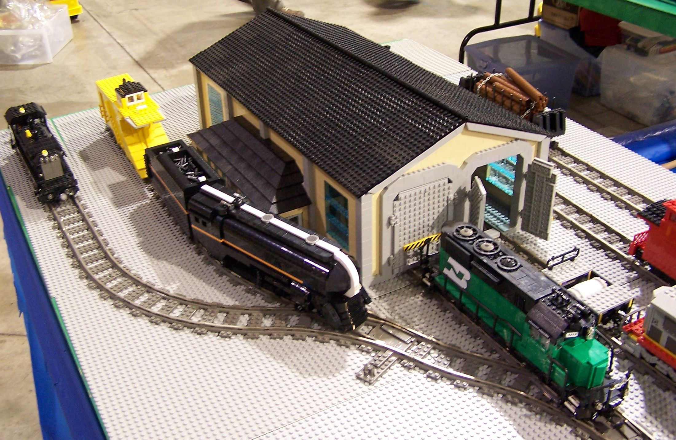 train3.jpg