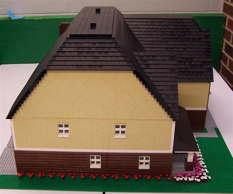 mhouse02.jpg