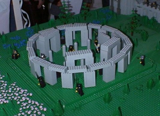 kd05cstonehenge.jpg