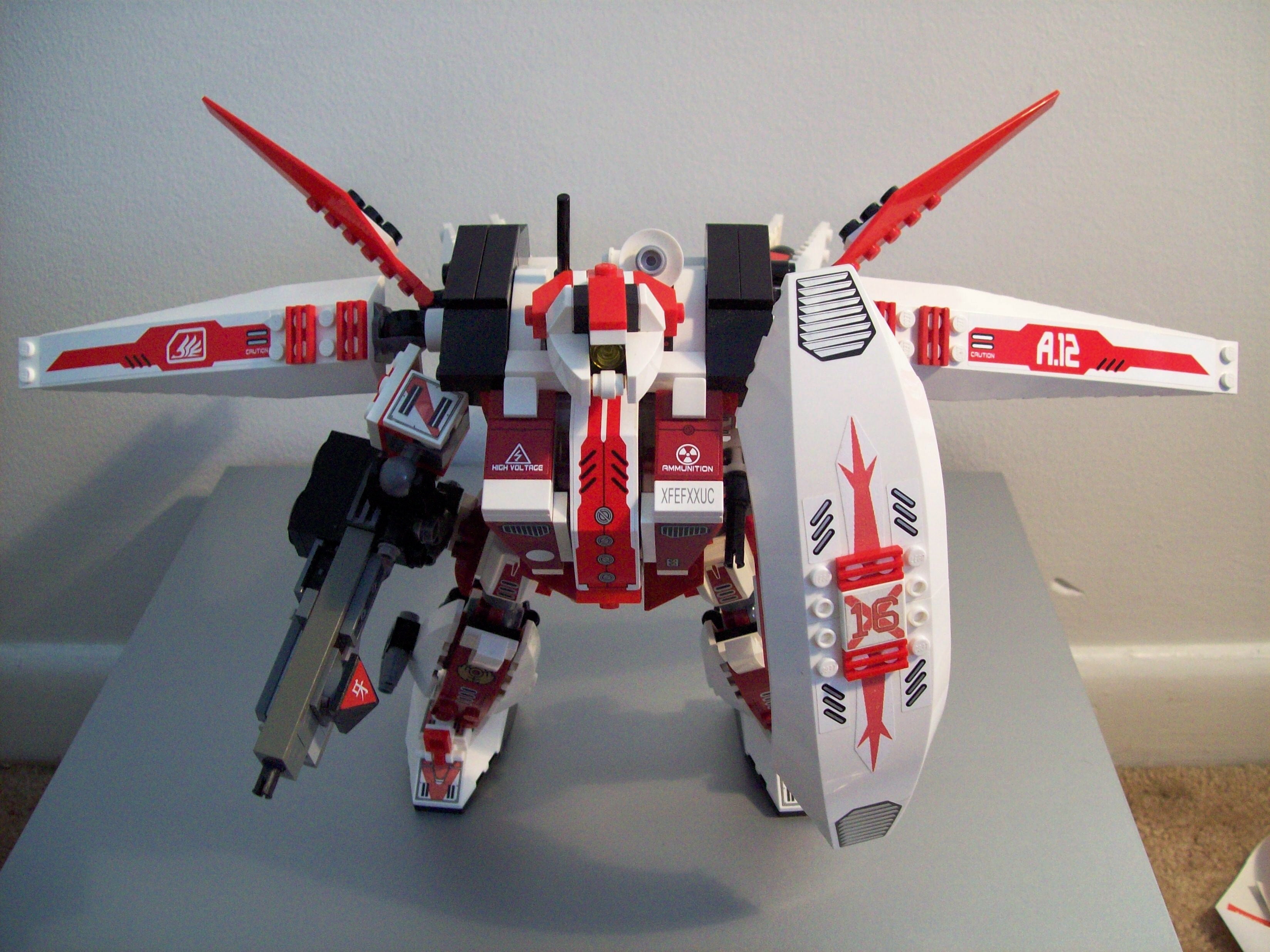 airwing_pack_open_2.jpg