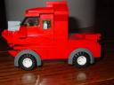 red_truck_001.jpg