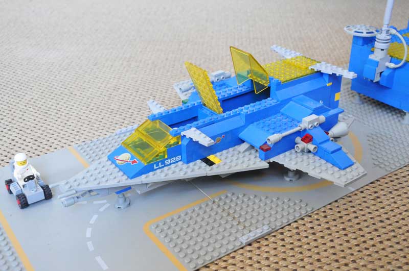 14legonew928.jpg