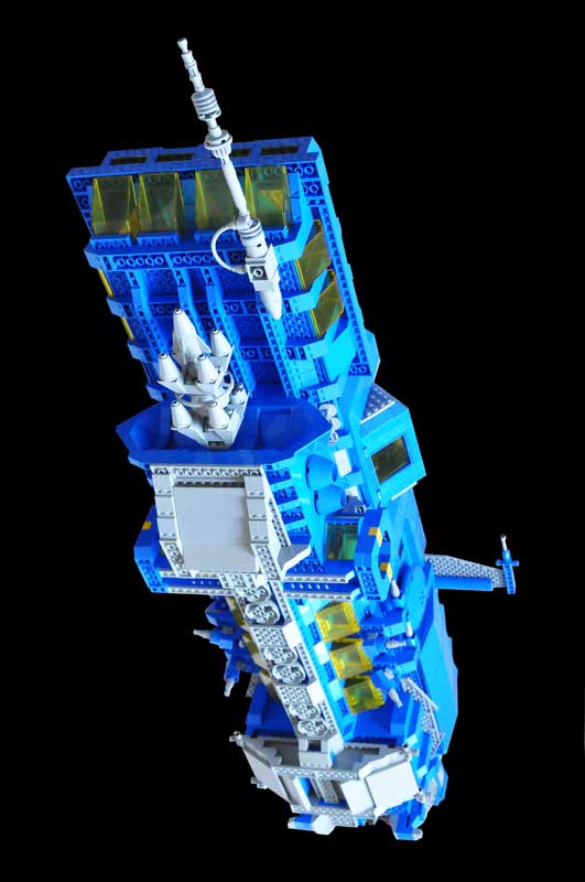 aexplorer03.jpg