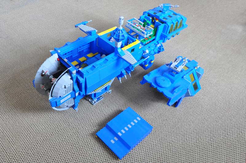aexplorer24.jpg