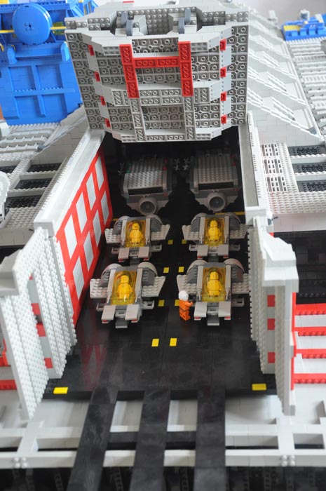 0037_spacecraft_carrier.jpg