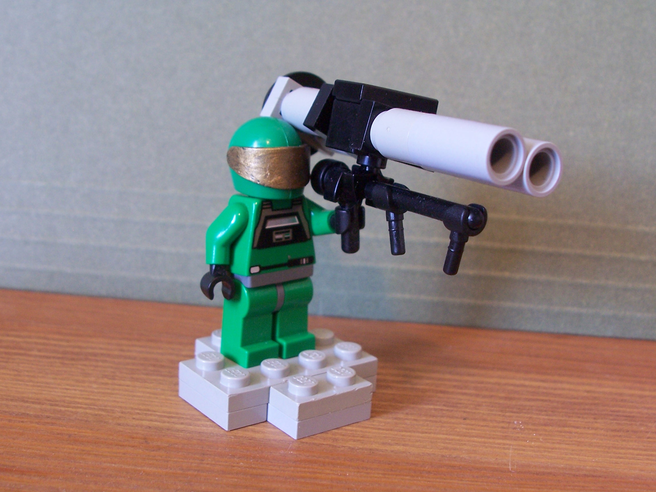 chief_with_rocket_launcher.jpg