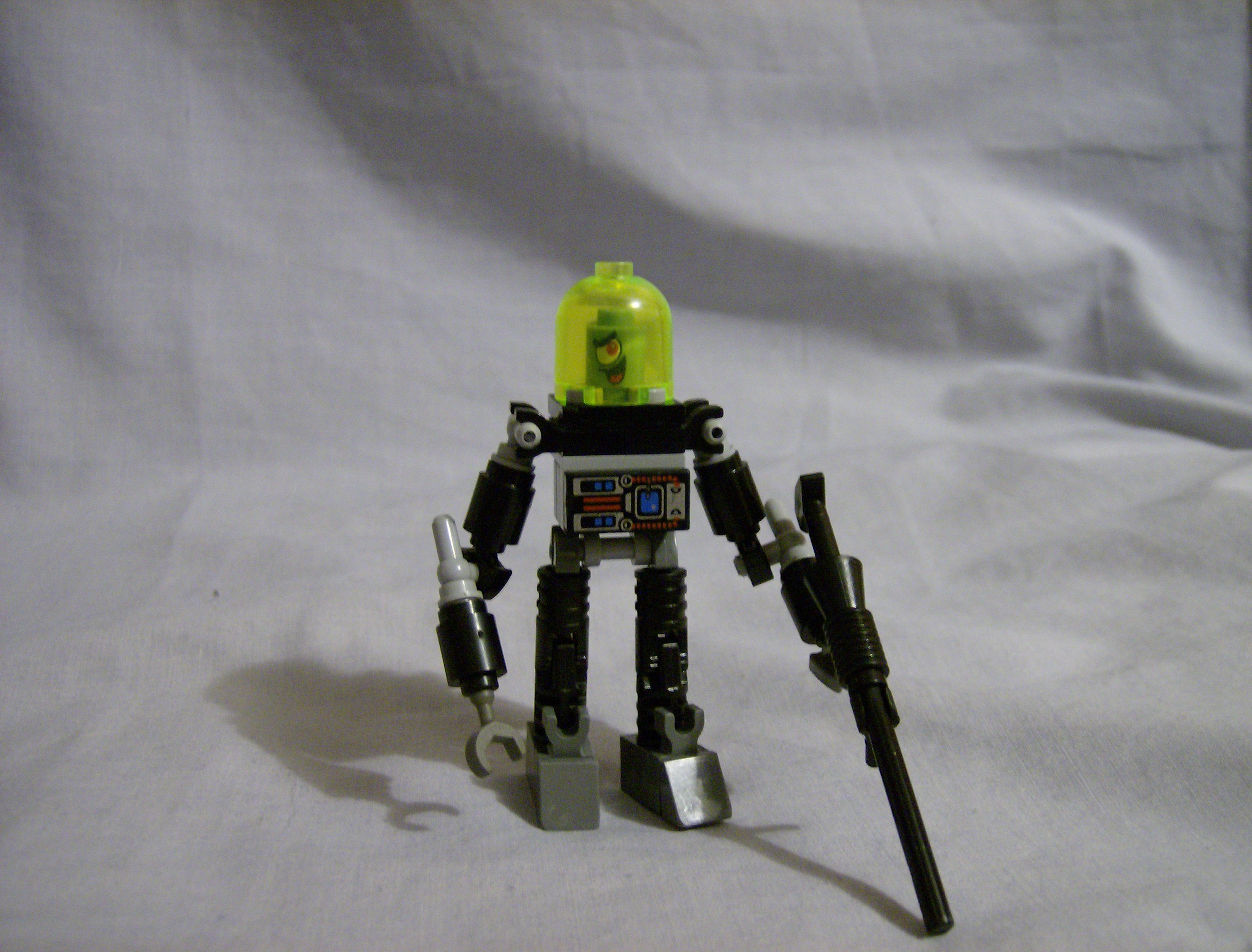 planktons_suit_1.jpg