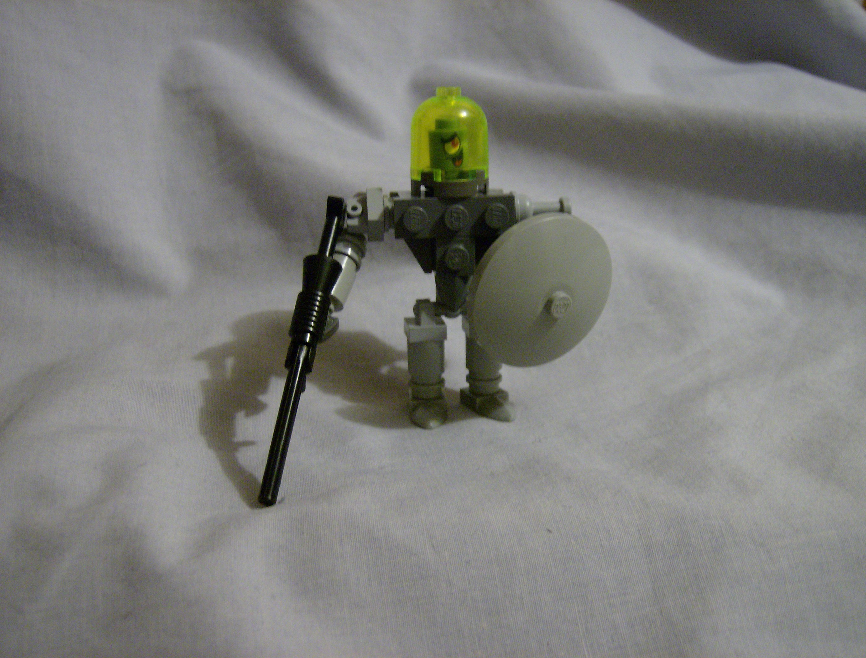 planktons_suit_3.jpg