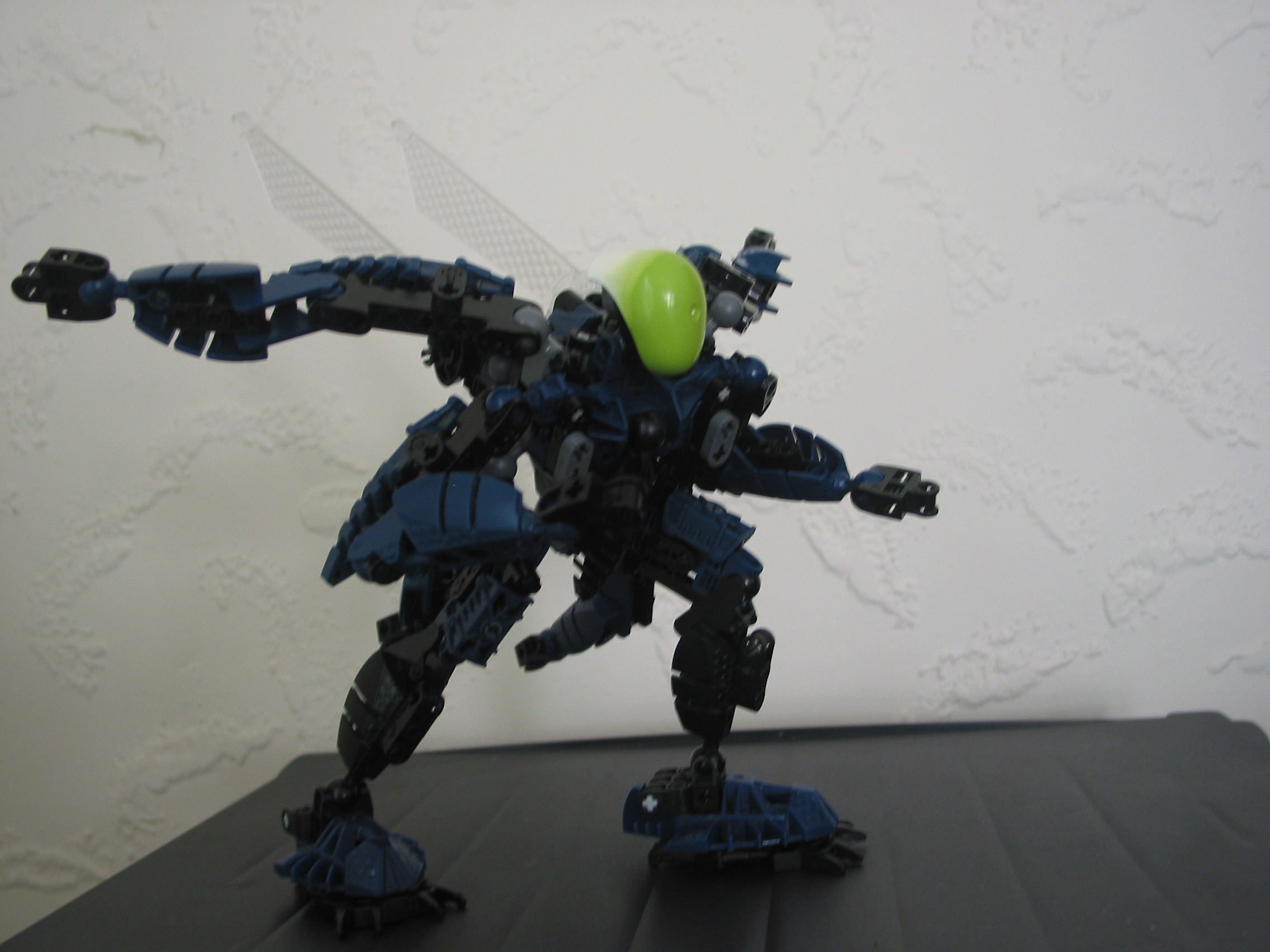 self_moc2_007.jpg