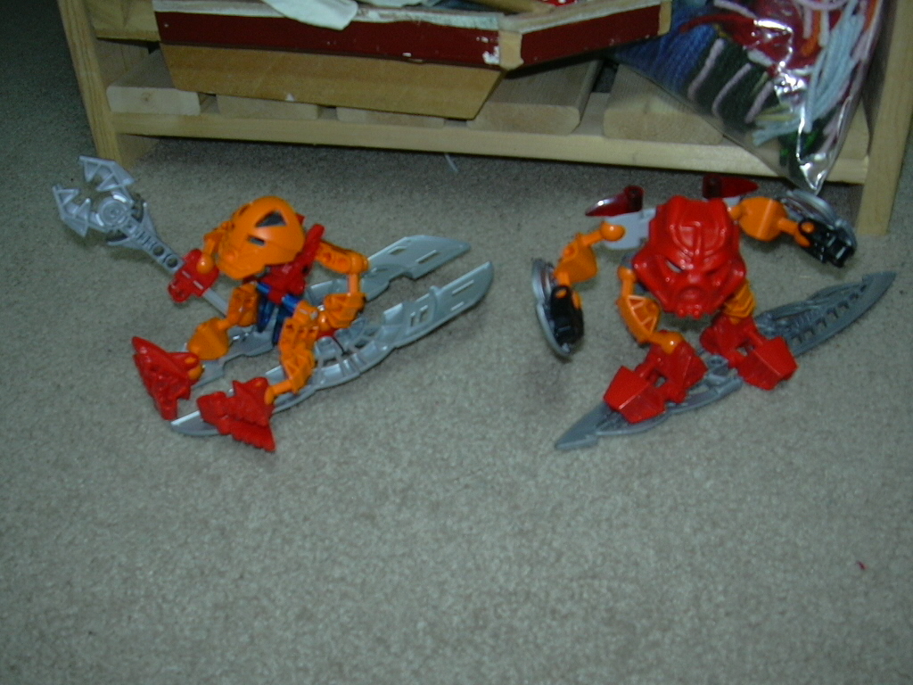 06_surfers.jpg