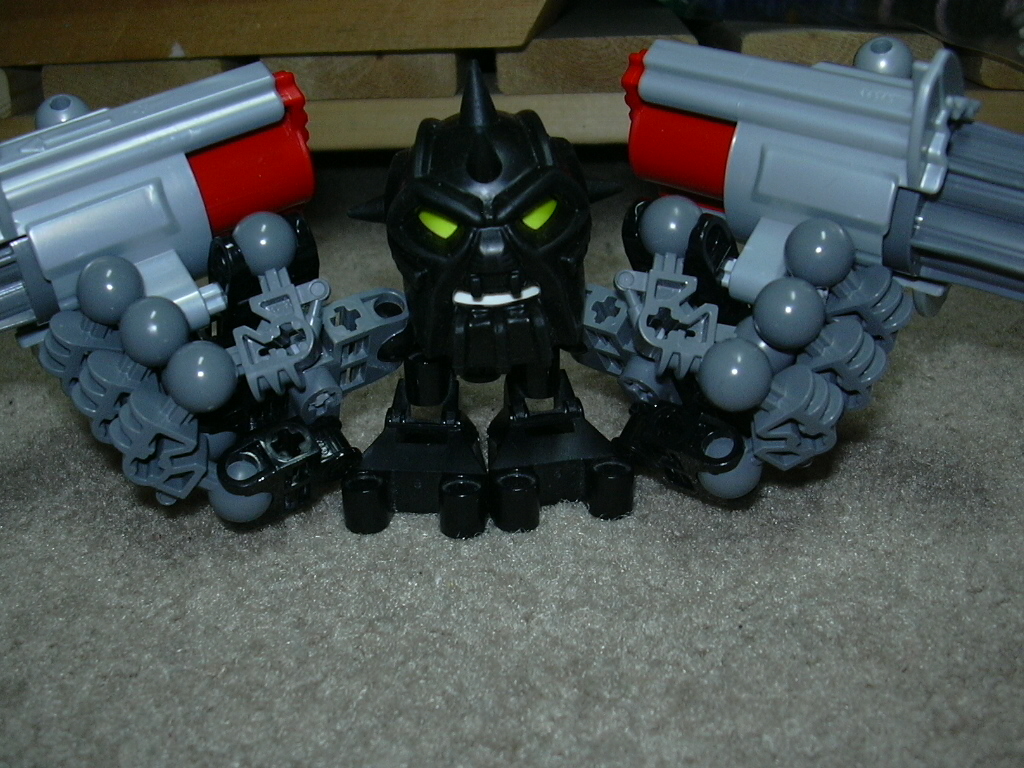 bigfists_1.jpg