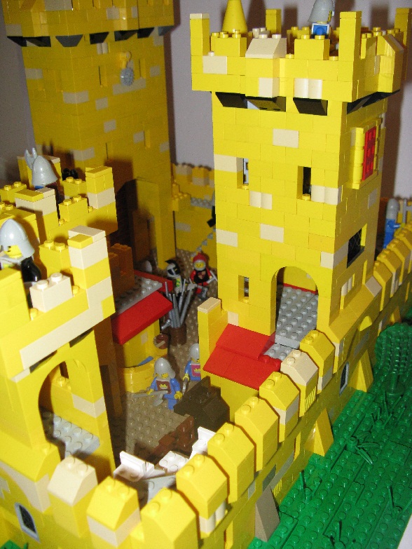 cccix_yellow_castle_002.jpg