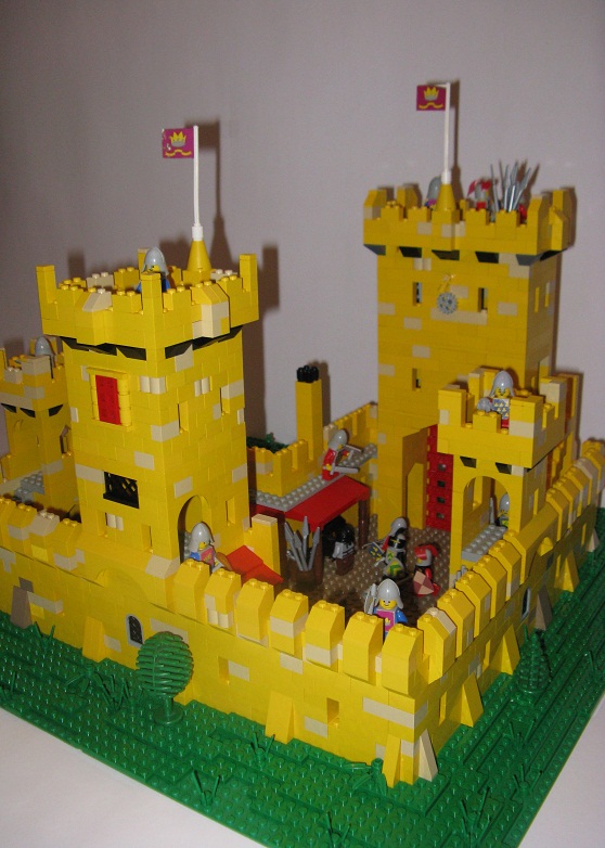 cccix_yellow_castle_003.jpg
