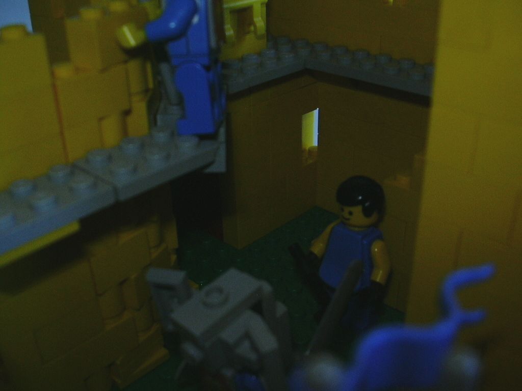32x32_yellow_castle_012.jpg
