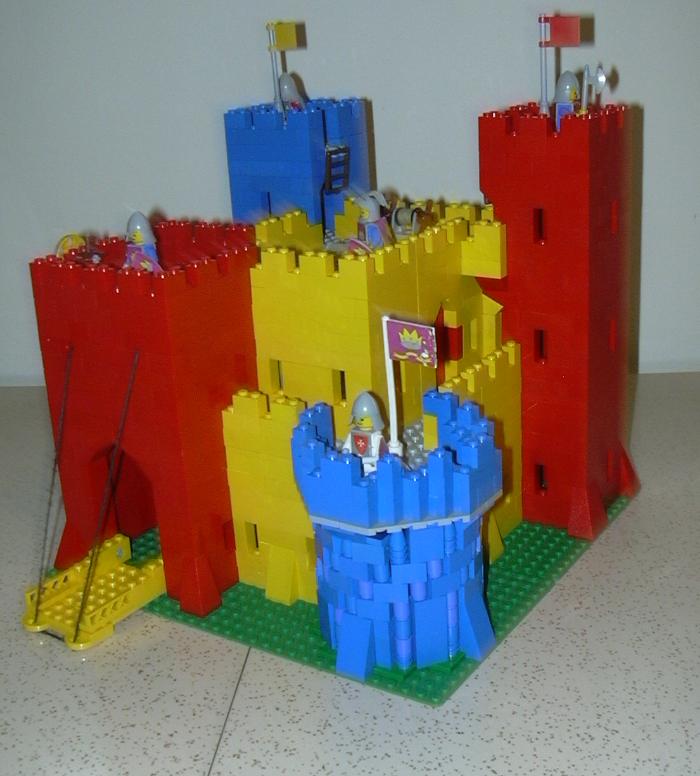 color_castle_1.jpg