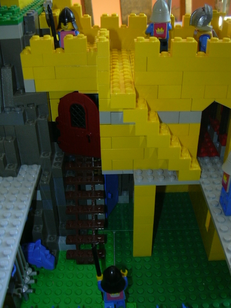 yellow_10.jpg