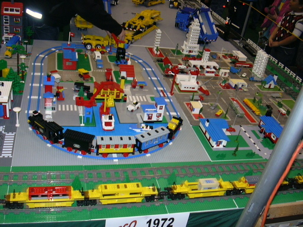 supertrain_008.jpg