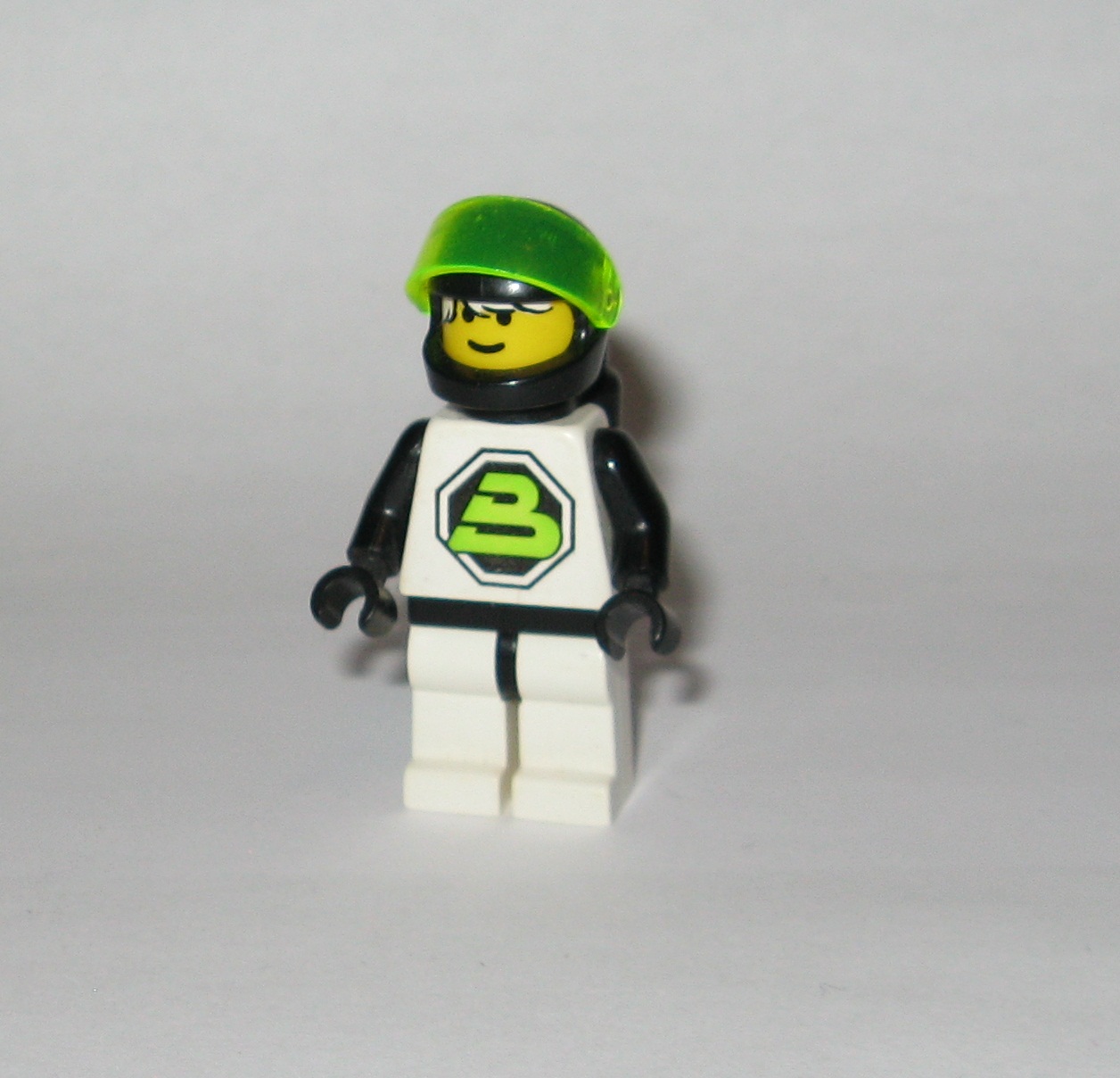 lt._cmdr._derrick_treme.jpg