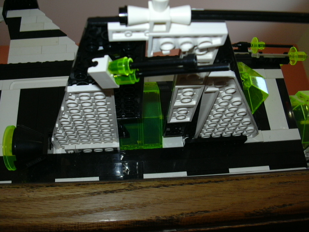 alphacenexterior_012.jpg