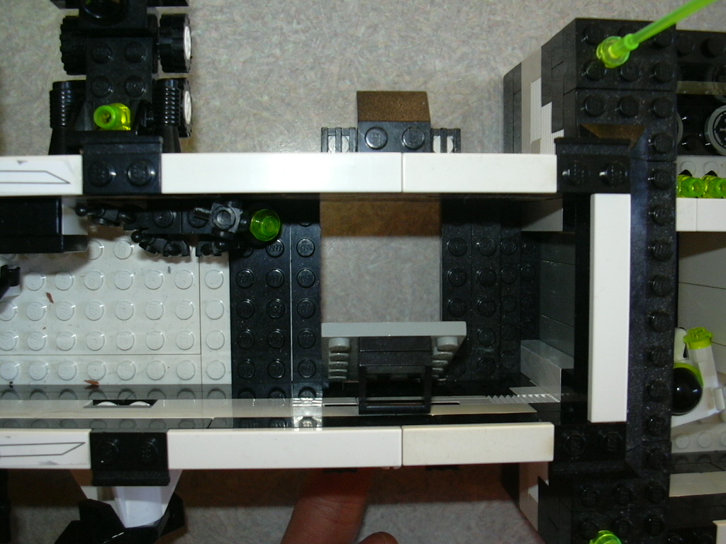 alphaceninterior_009.jpg