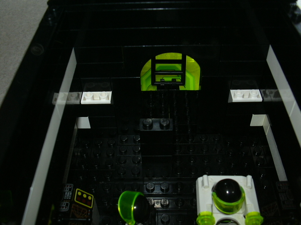blacktron_enterprise_025.jpg