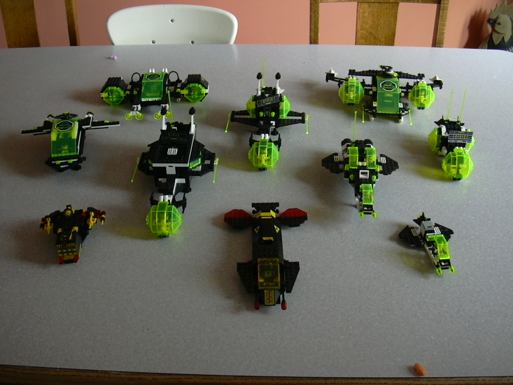 blacktron_fleet_021.jpg